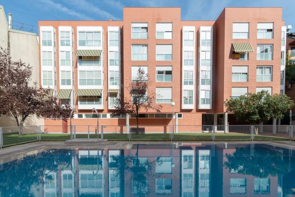 شقة Vivienda Con Zona De Trabajo, Piscina Y Parking مدريد المظهر الخارجي الصورة